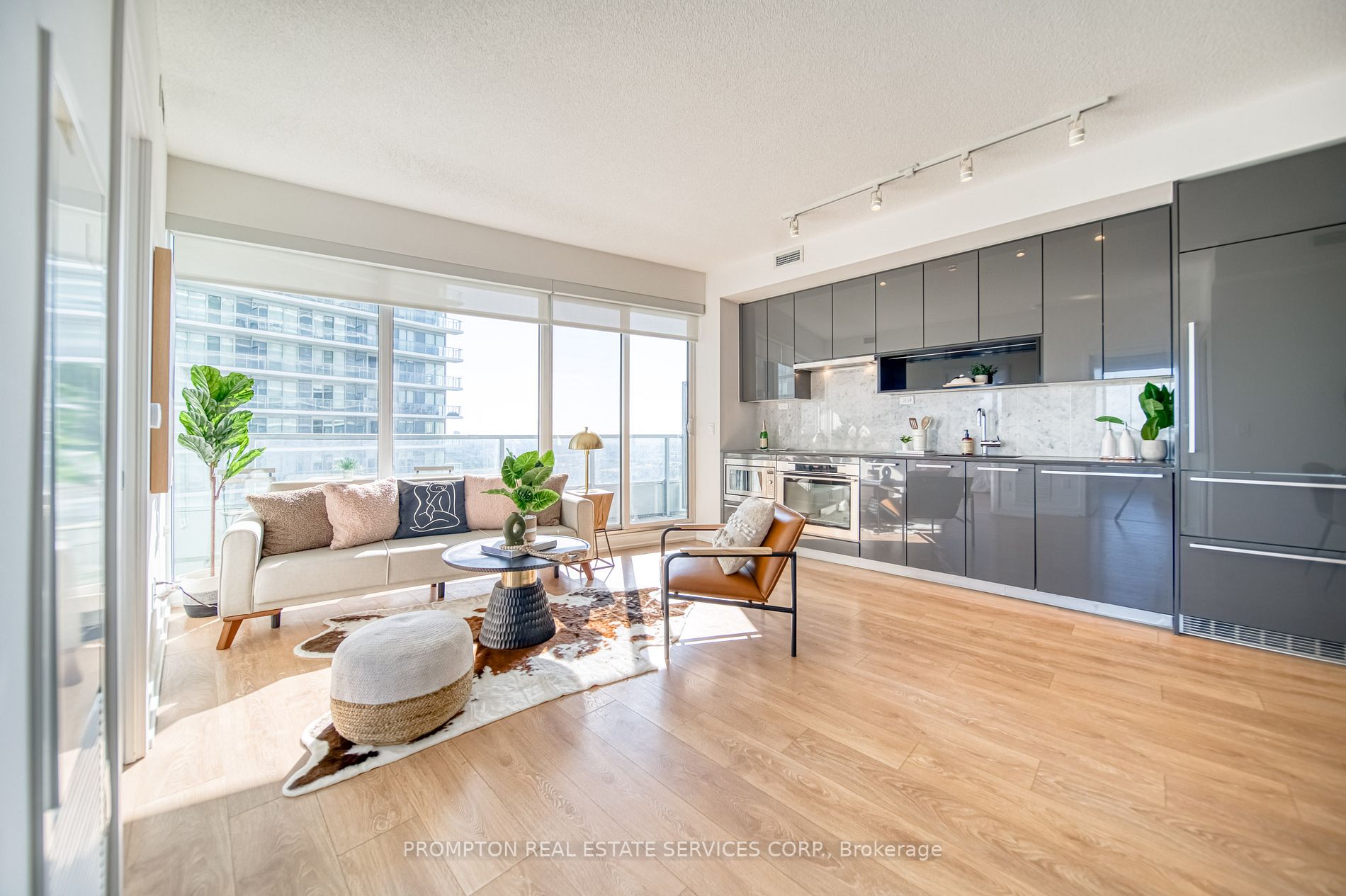 115 Mcmahon Dr, #2505
