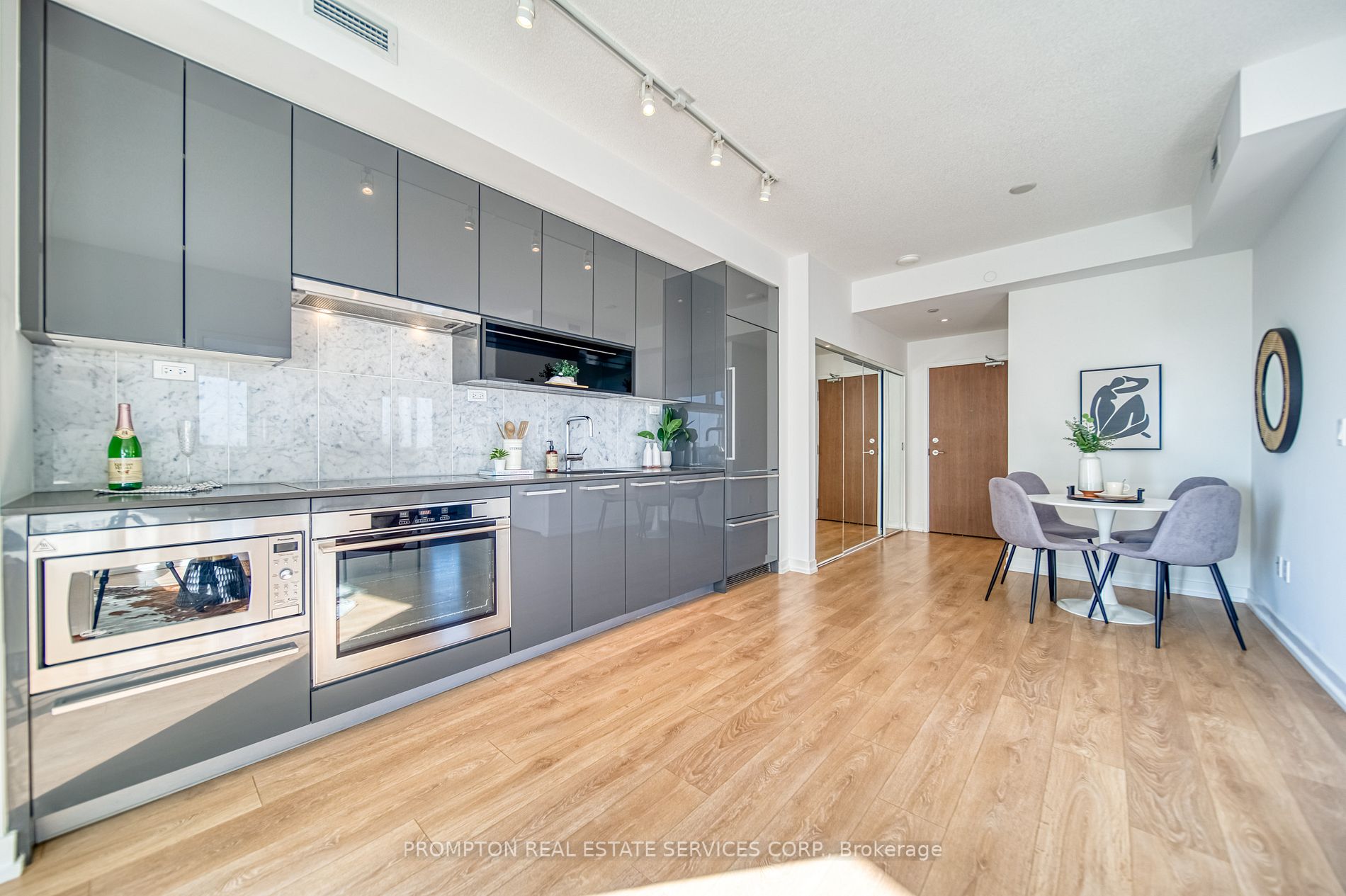 115 Mcmahon Dr, #2505