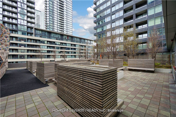 4K Spadina Ave, Toronto
