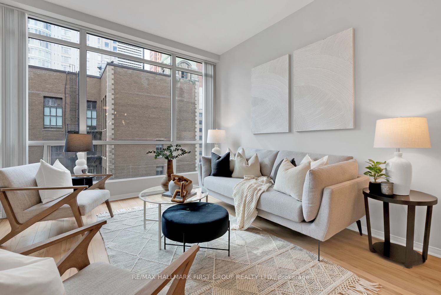 7 King St E, #1708
