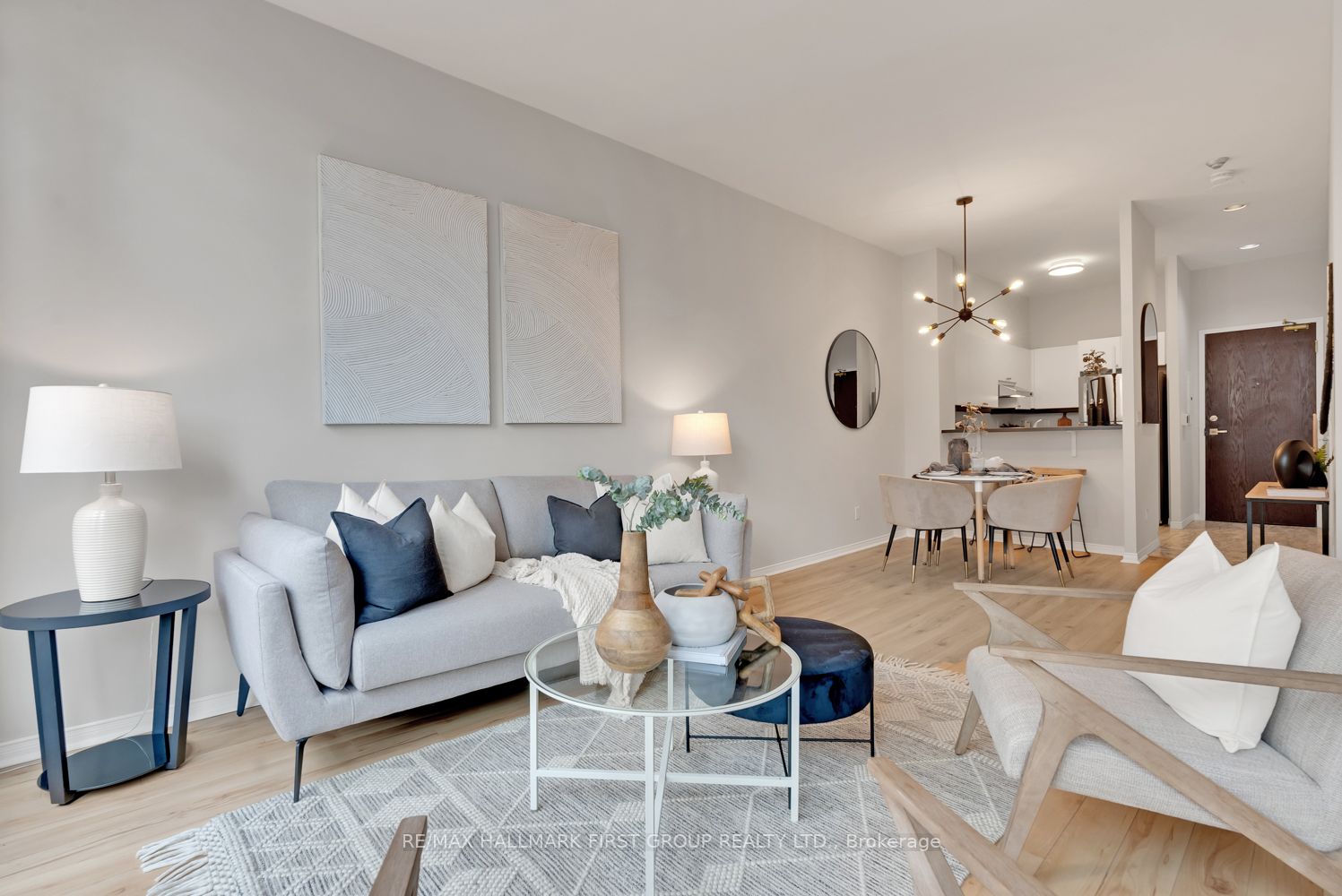 7 King St E, #1708