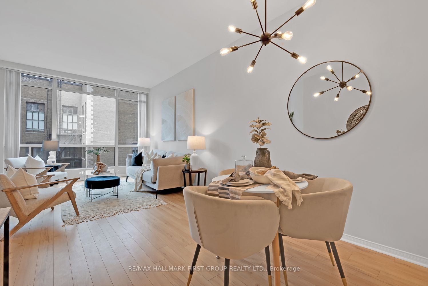 7 King St E, #1708
