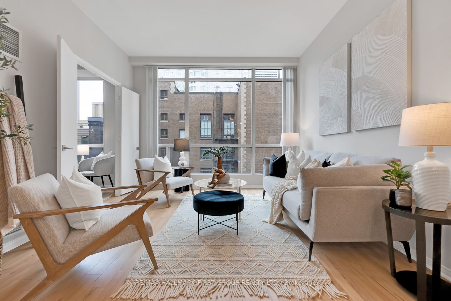 7 King St E, #1708