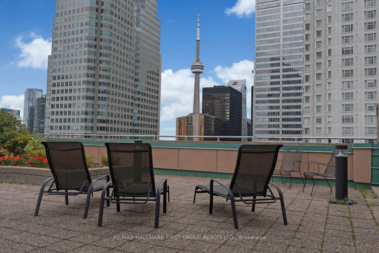 7 King St E, #1708