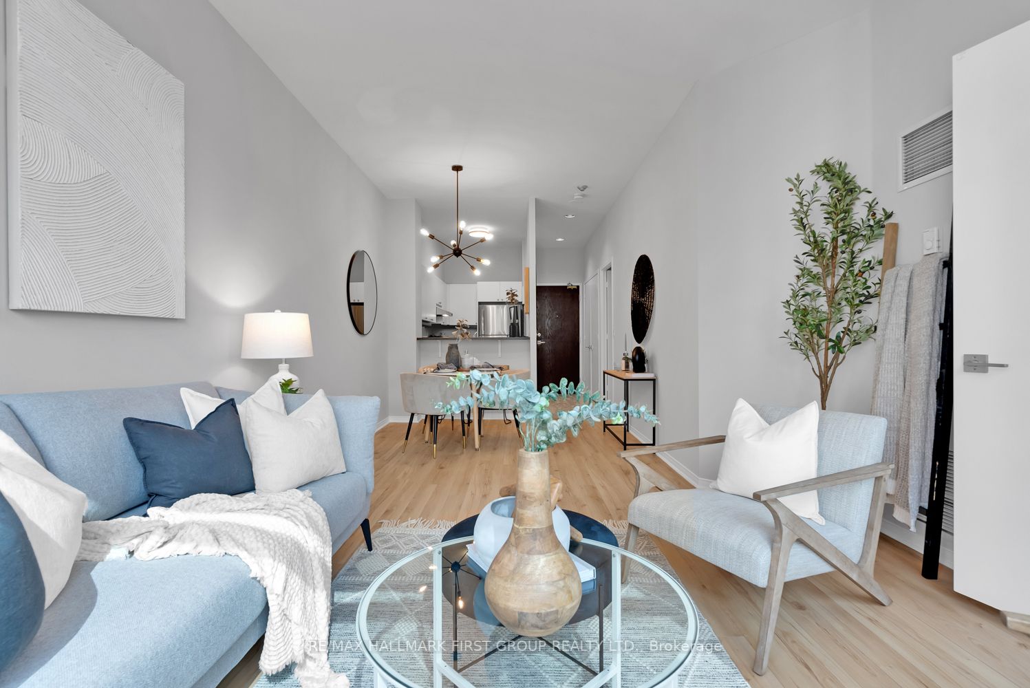 7 King St E, #1708