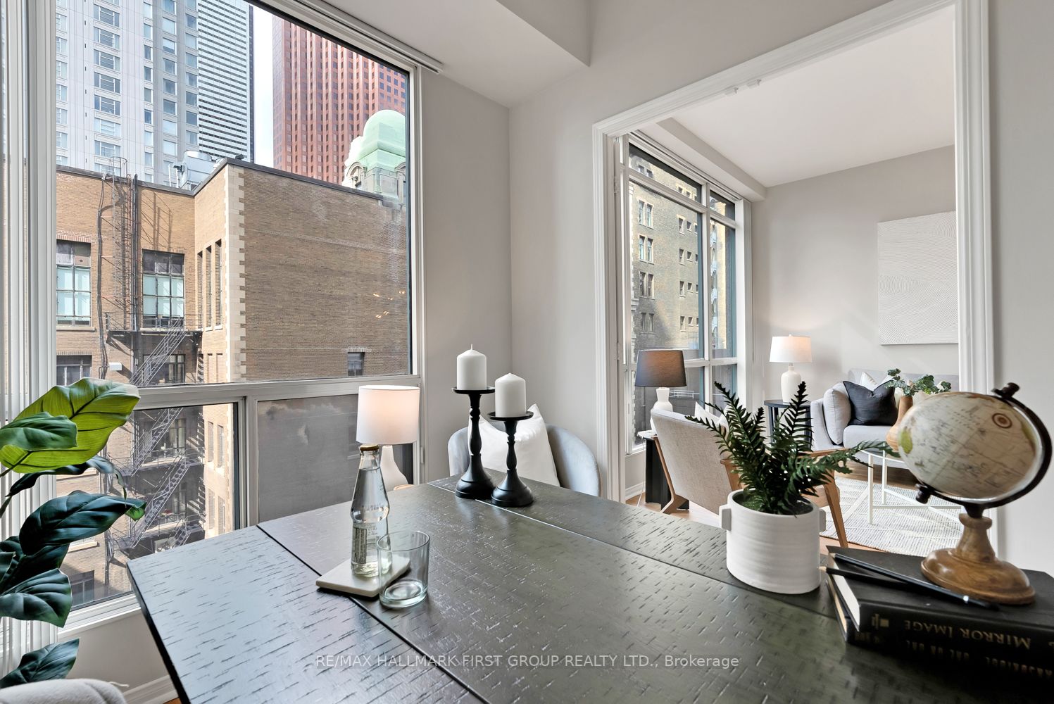 7 King St E, #1708
