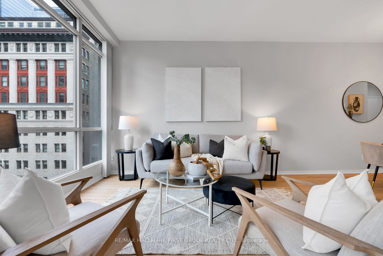 7 King St E, #1708