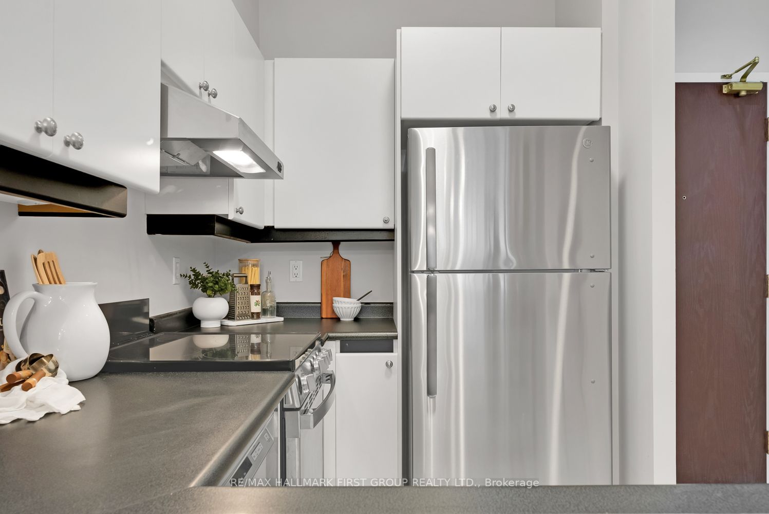 7 King St E, #1708