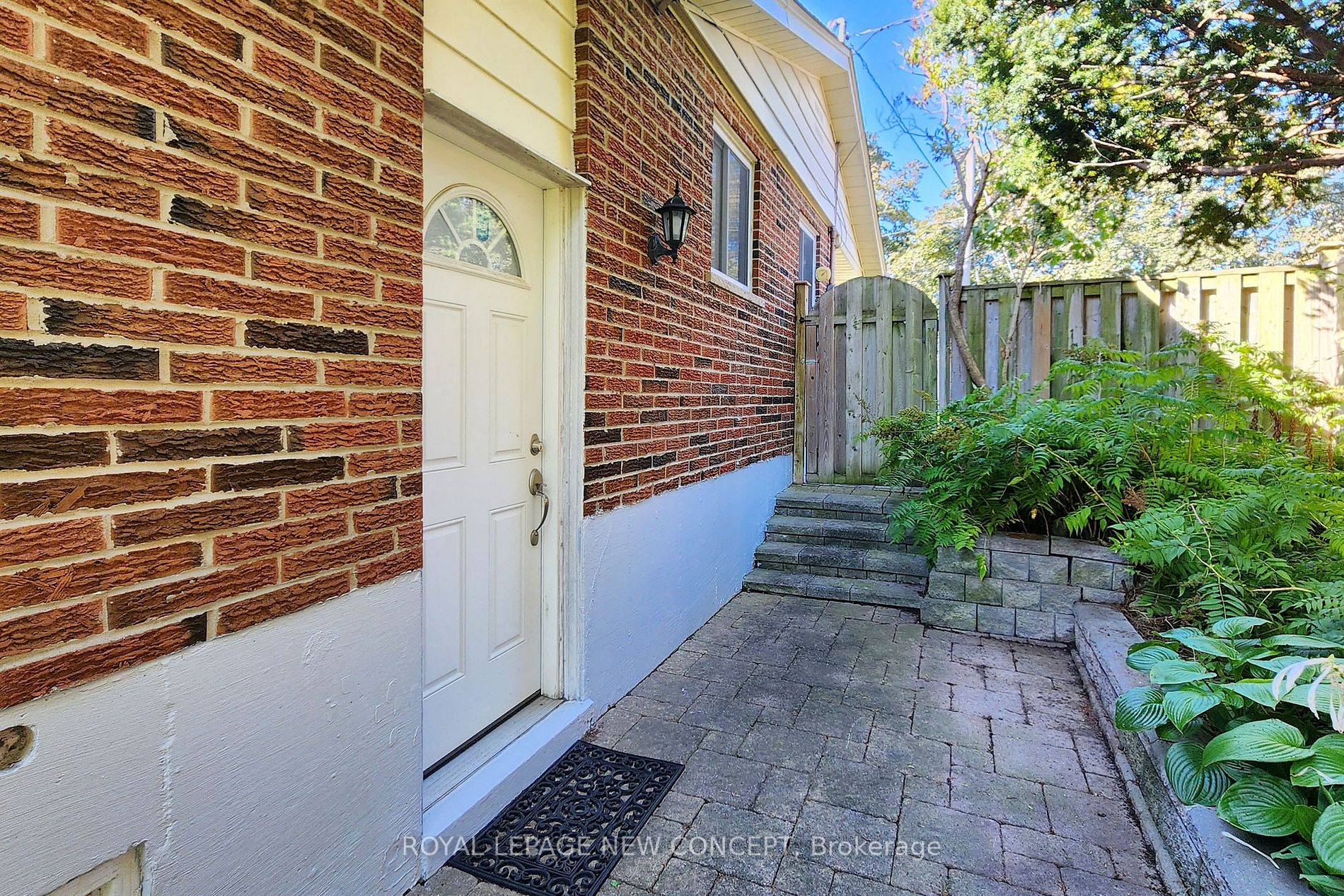 Listing C7002562 - Large Photo # 29