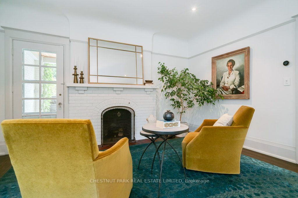 27 Glenview Ave