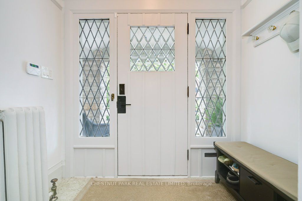 27 Glenview Ave