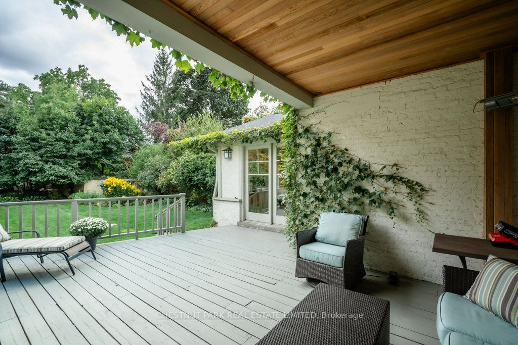 27 Glenview Ave