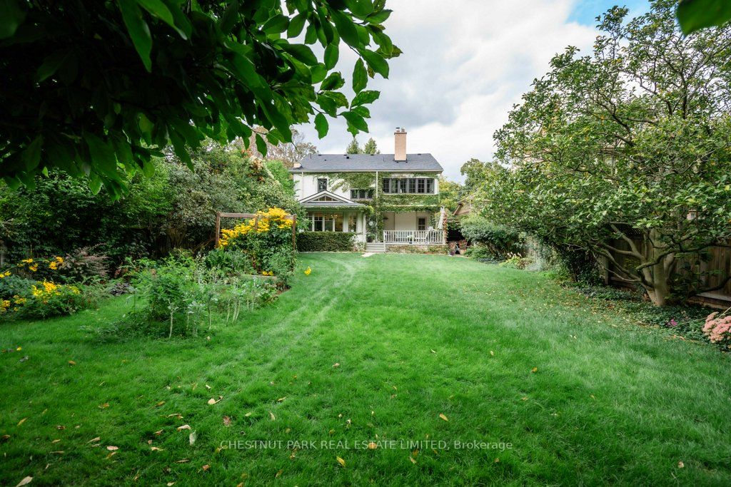 27 Glenview Ave