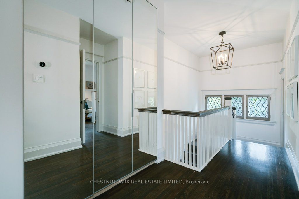 27 Glenview Ave