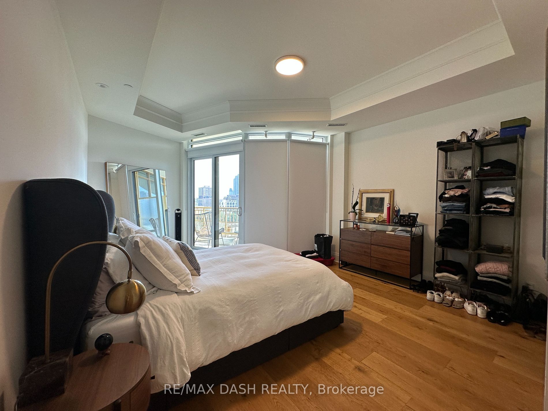 151 Avenue Road, #1002