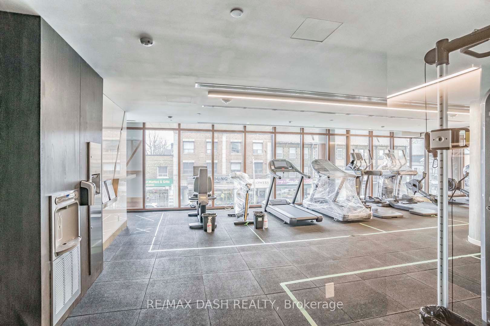 151 Avenue Road, #1002