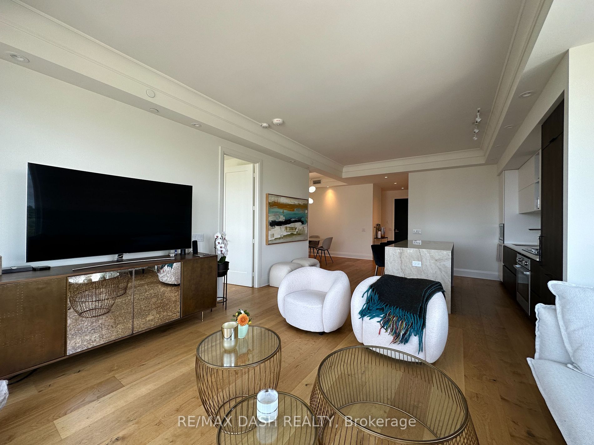 151 Avenue Road, #1002