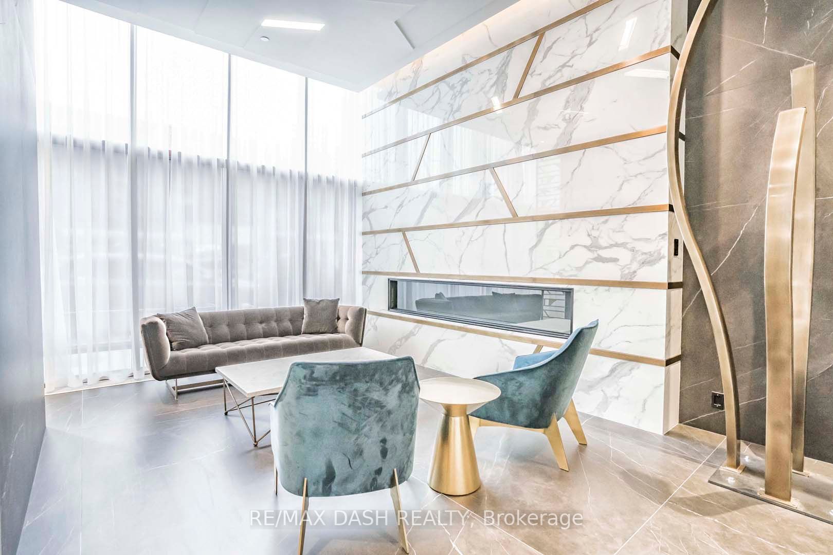 151 Avenue Road, #1002