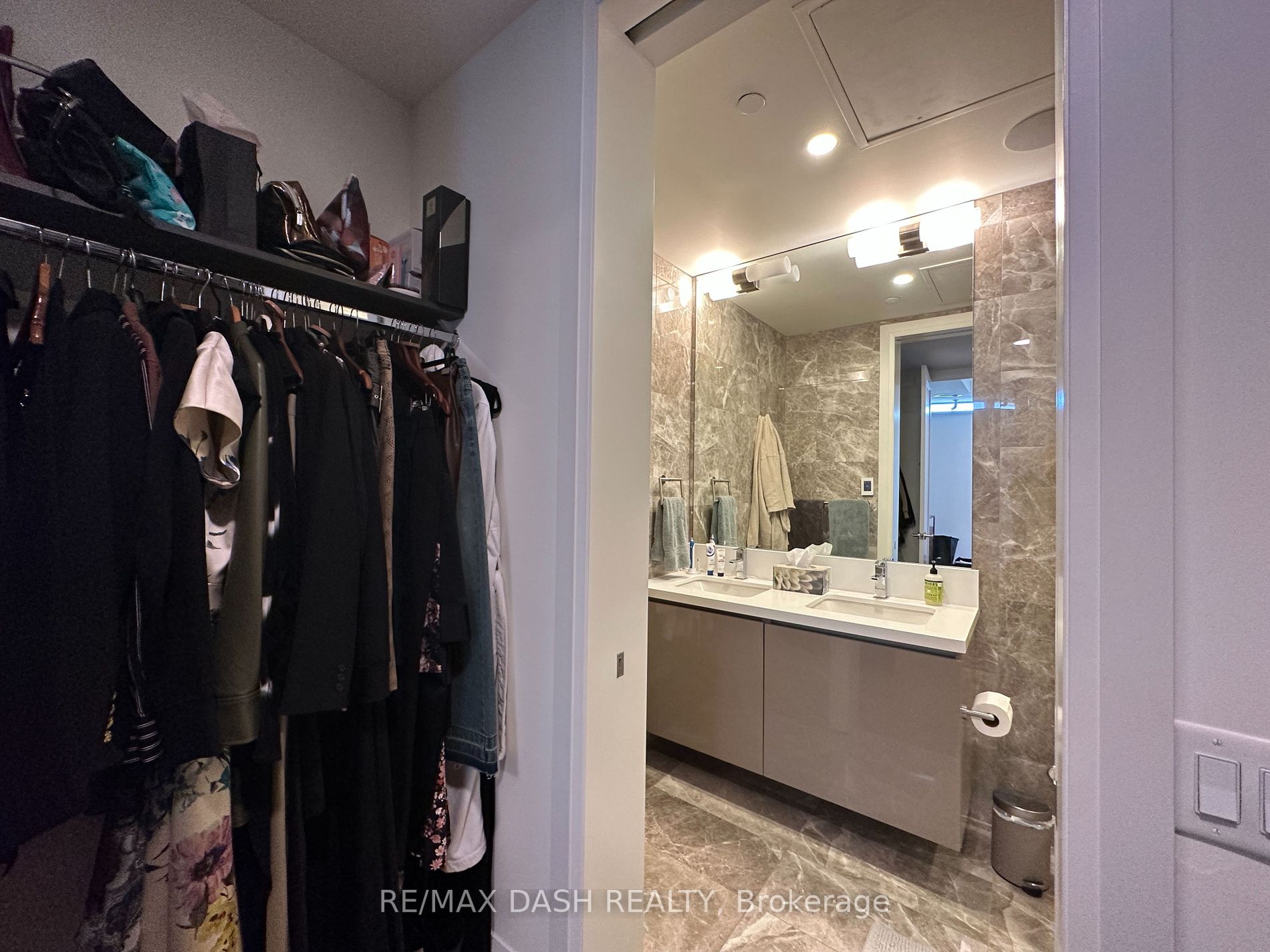 151 Avenue Road, #1002