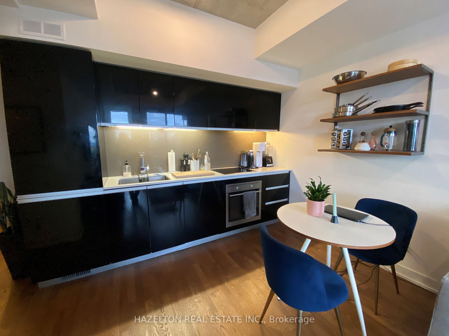 20 Minowan Miikan Lane, #1029