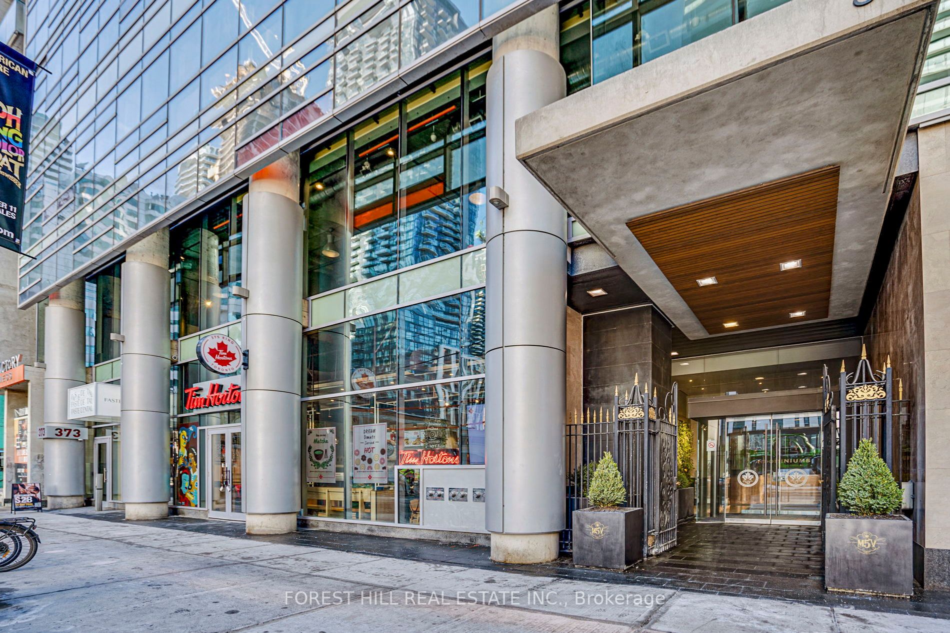 375 King St W, #2603