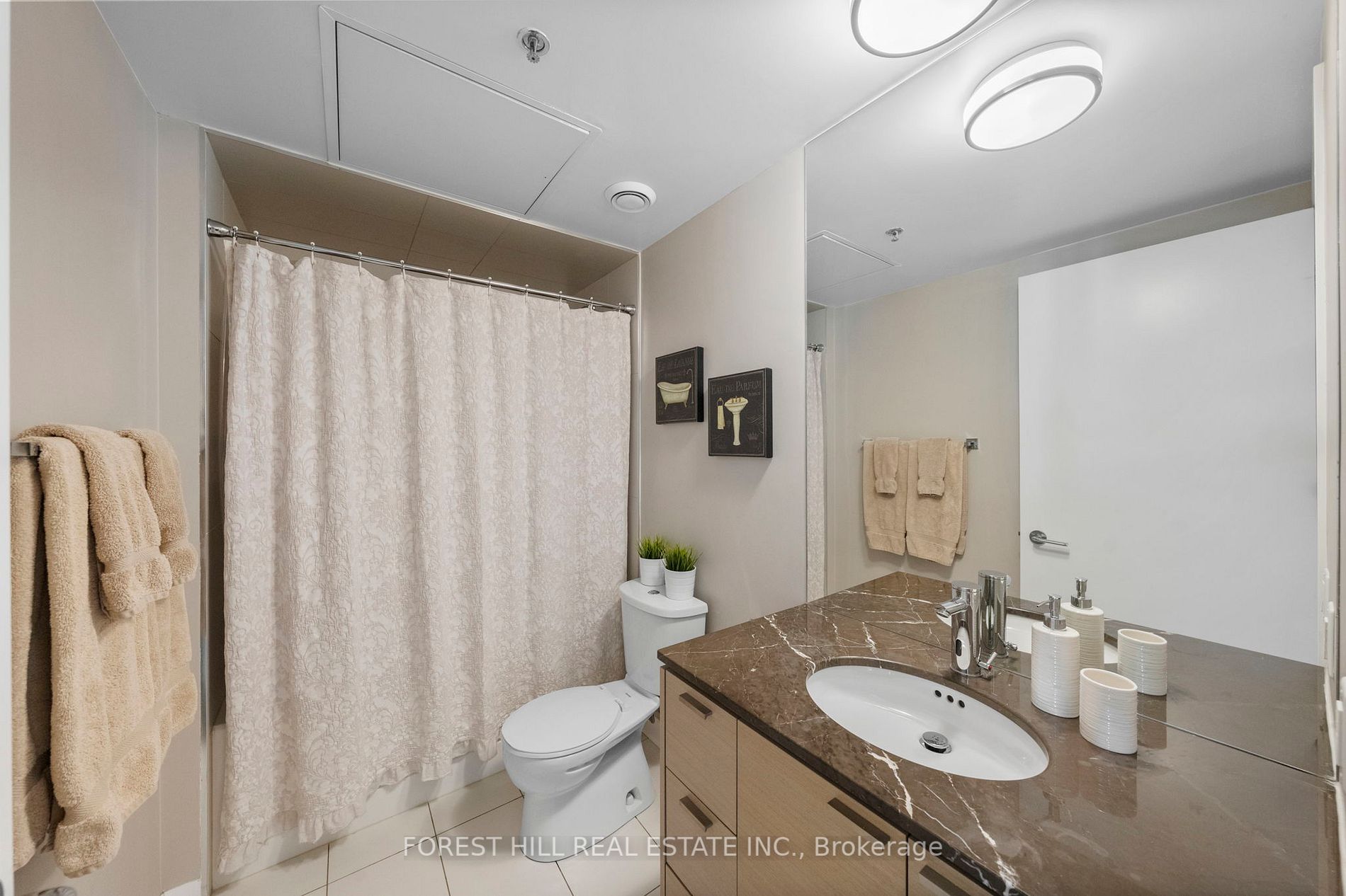 375 King St W, #2603