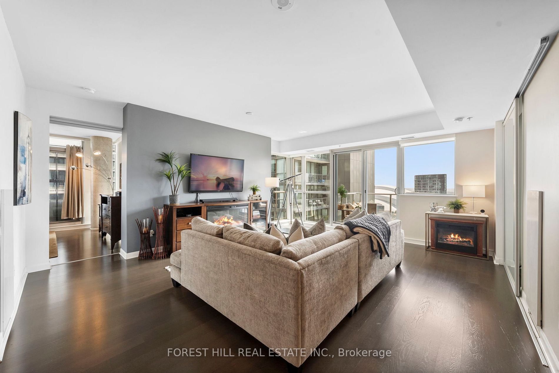 375 King St W, #2603