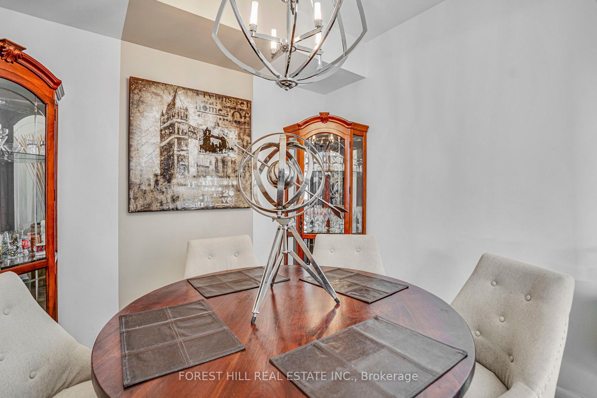375 King St W, #2603