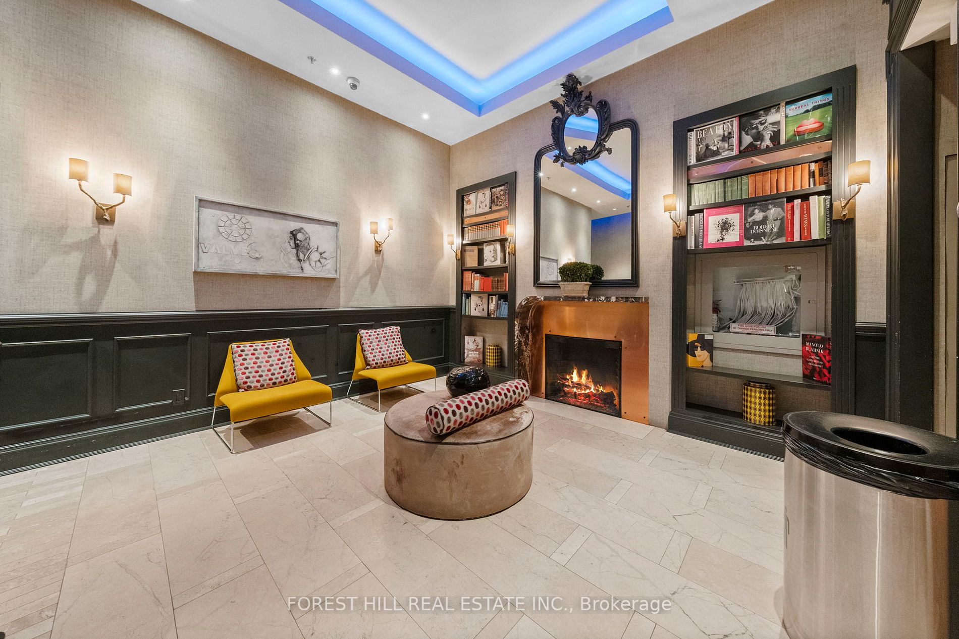375 King St W, #2603