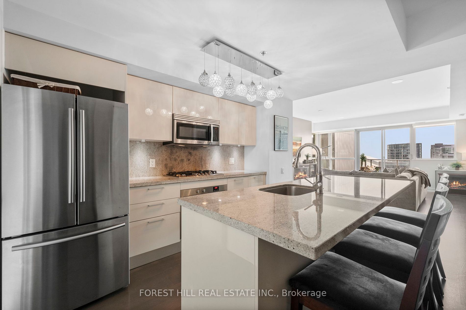 375 King St W, #2603