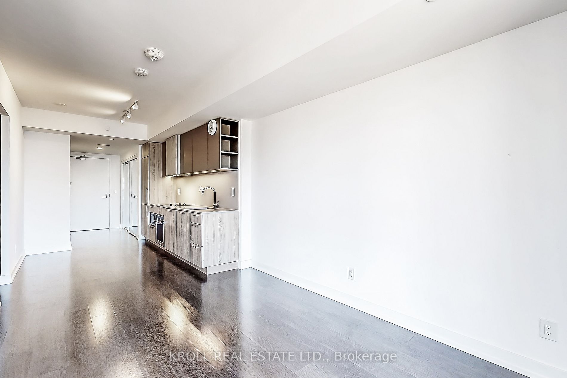 19 Western Battery Rd, #2216