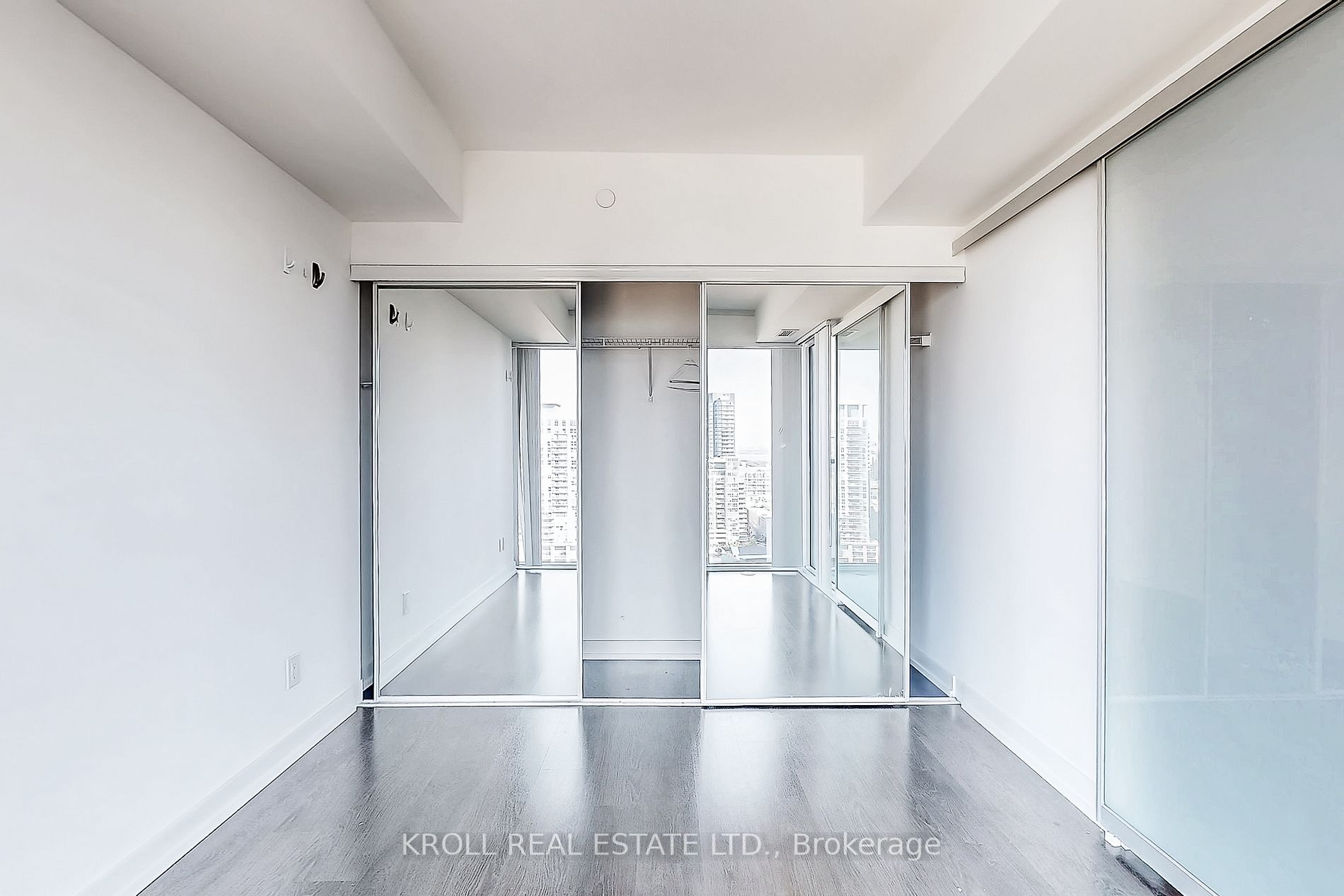 19 Western Battery Rd, #2216