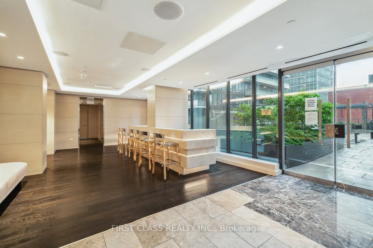115 Blue Jays Way, #2702
