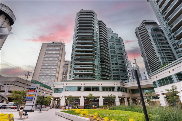 10 Queens Quay W, Toronto