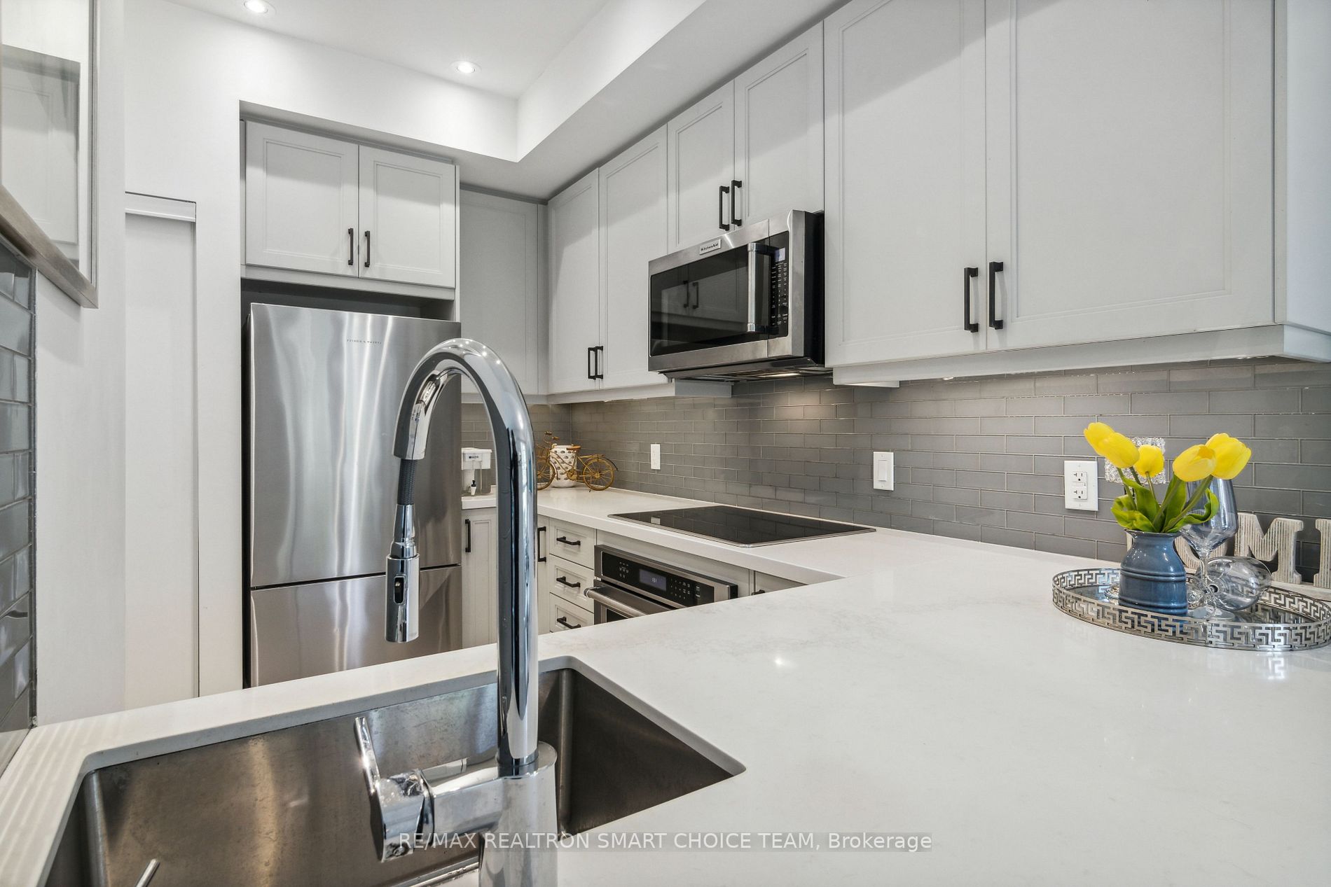 52 Holmes Ave, #3