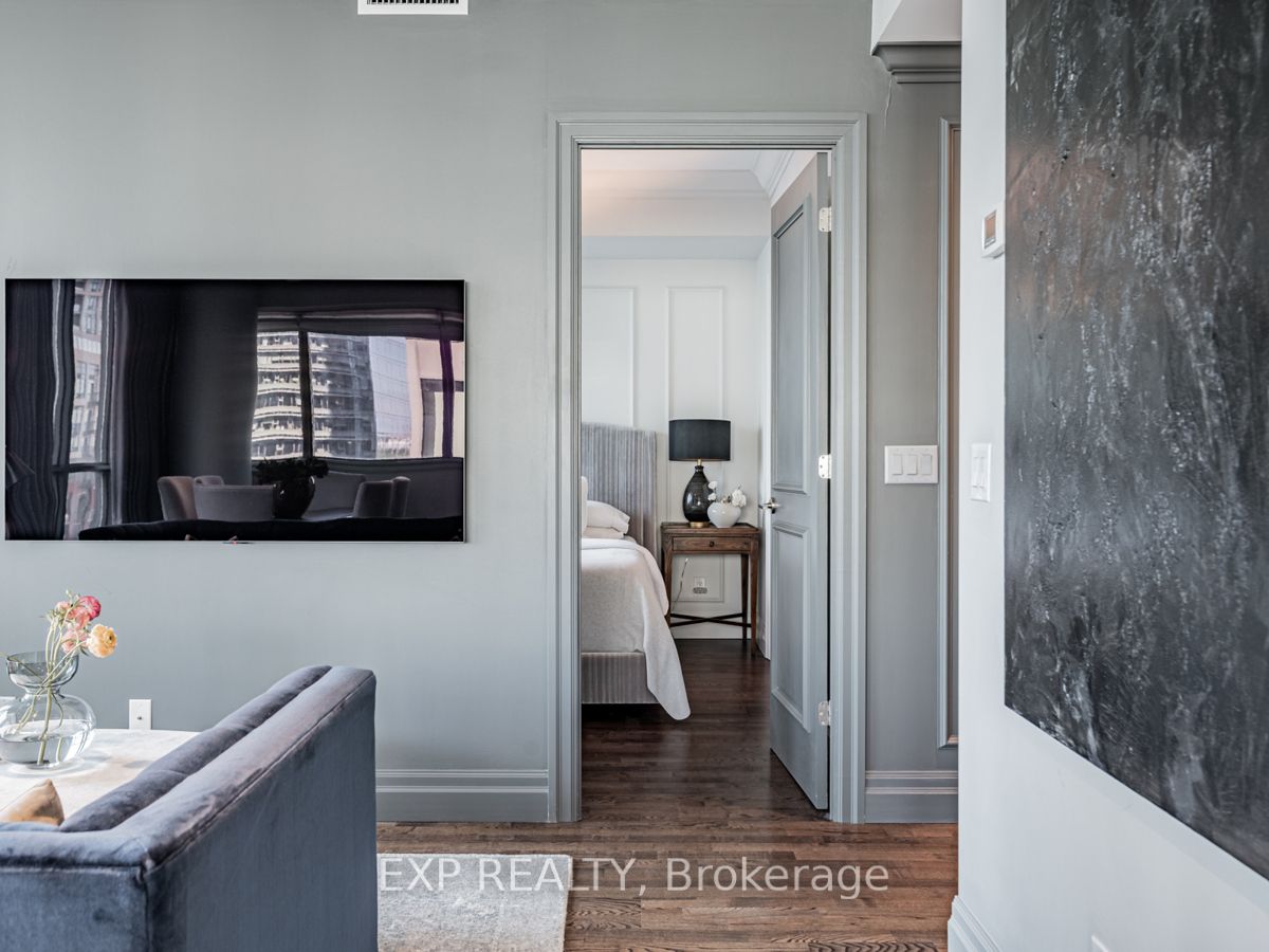 8 Charlotte St, #1403