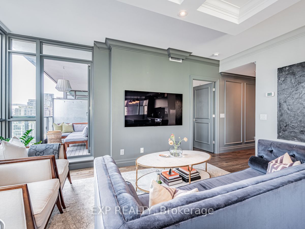 8 Charlotte St, #1403