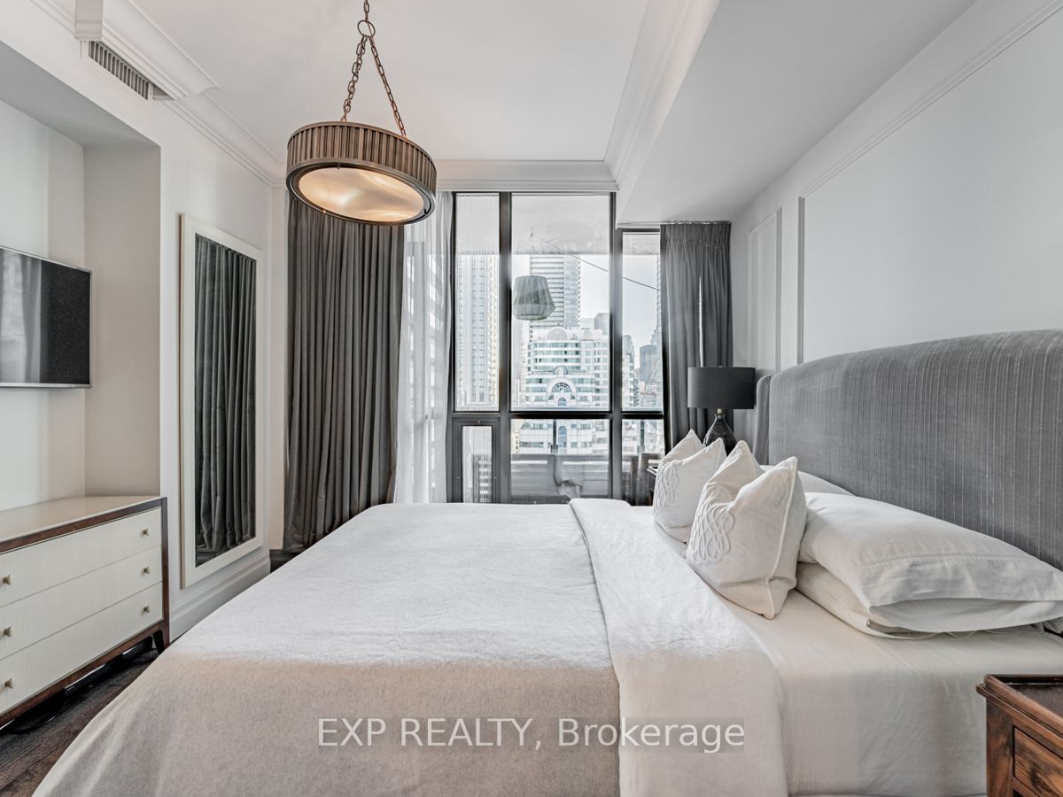 8 Charlotte St, #1403