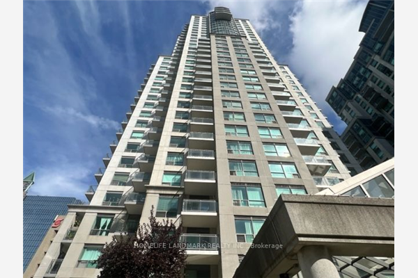 21 Hillcrest Ave, Toronto