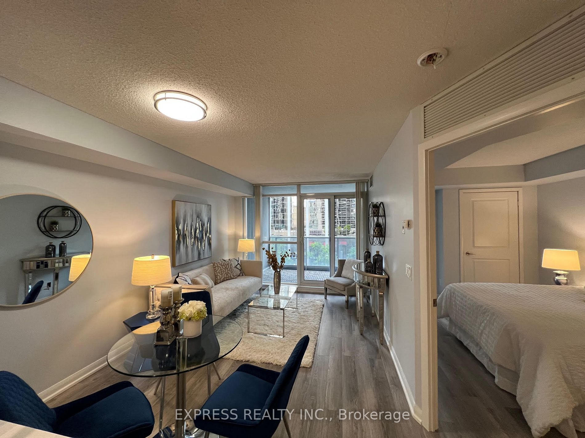 4978 Yonge St, #601