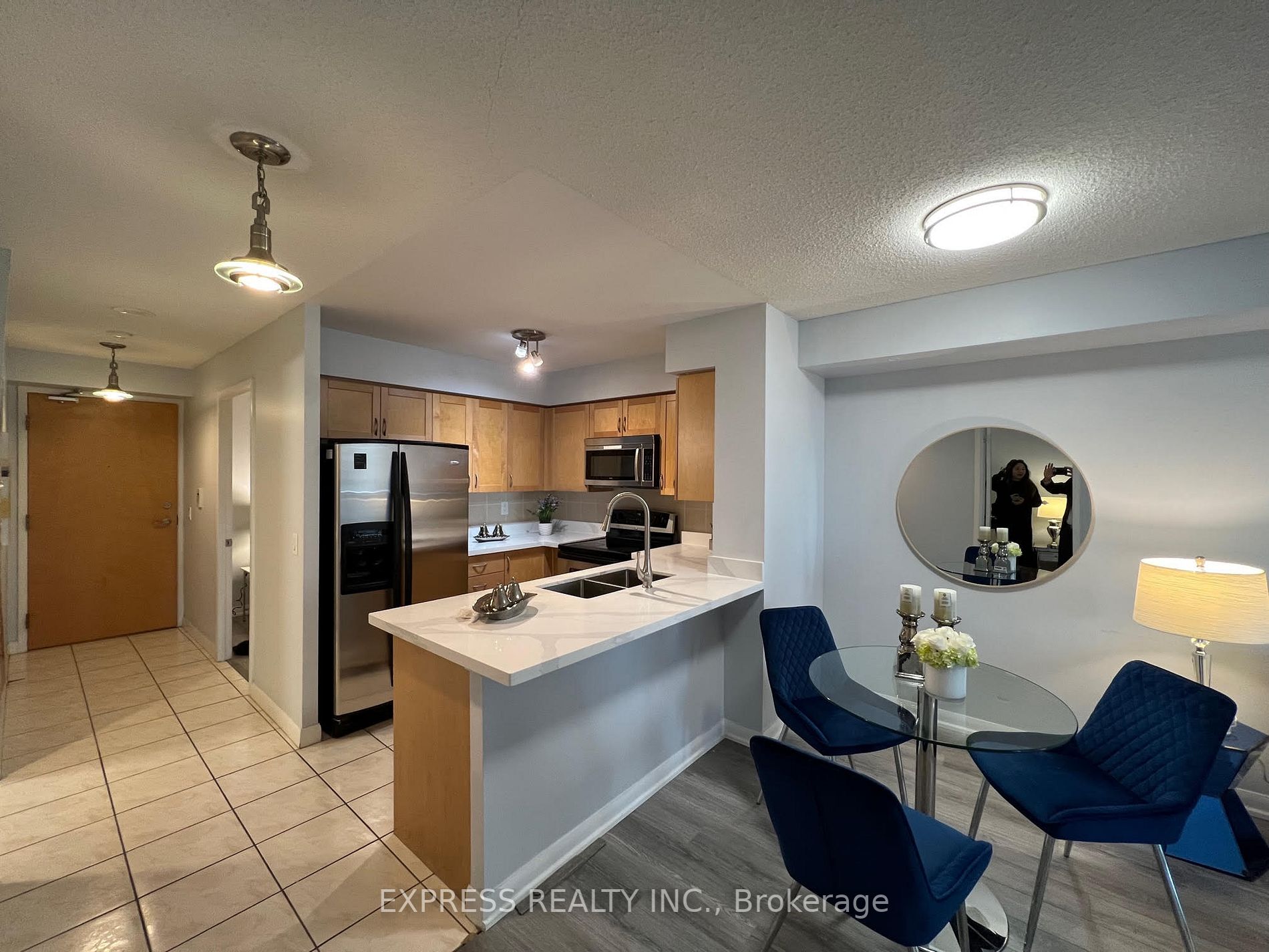 4978 Yonge St, #601
