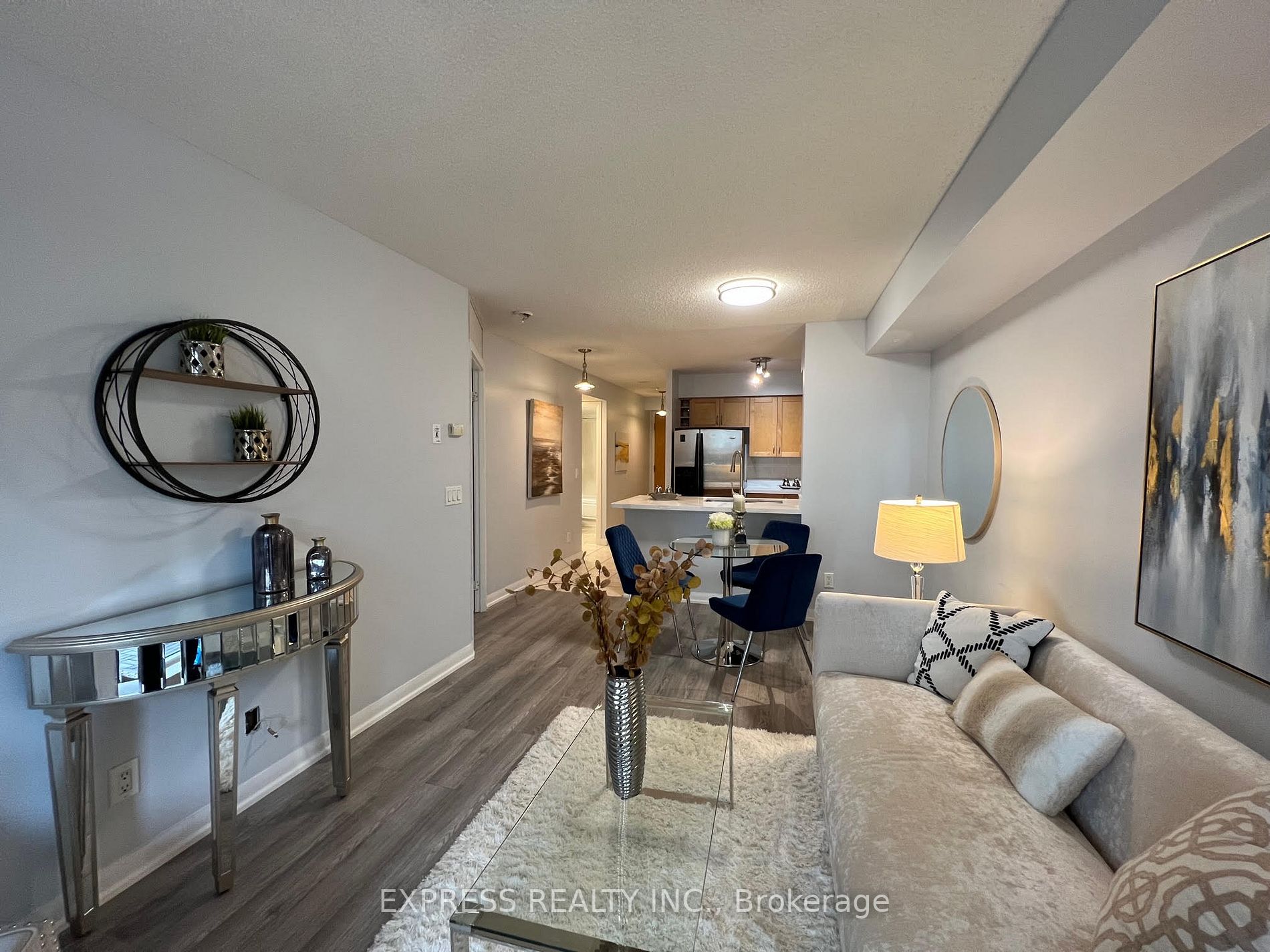 4978 Yonge St, #601