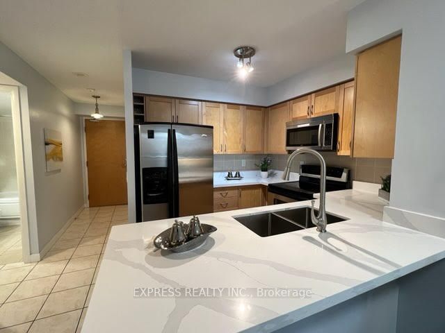 4978 Yonge St, #601