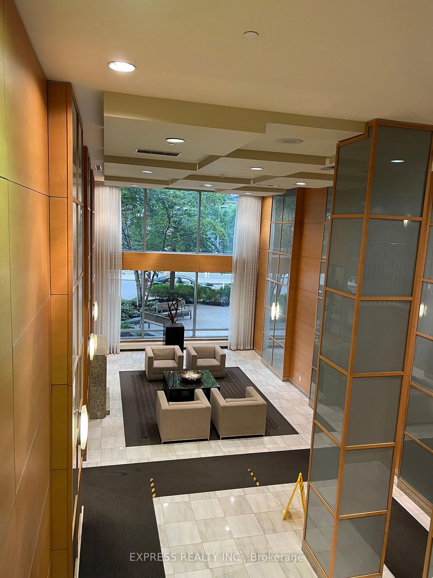 4978 Yonge St, #601
