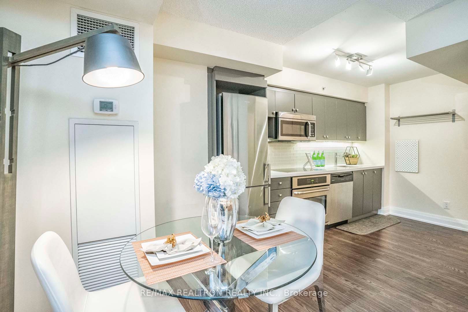 555 Wilson Ave, #E114
