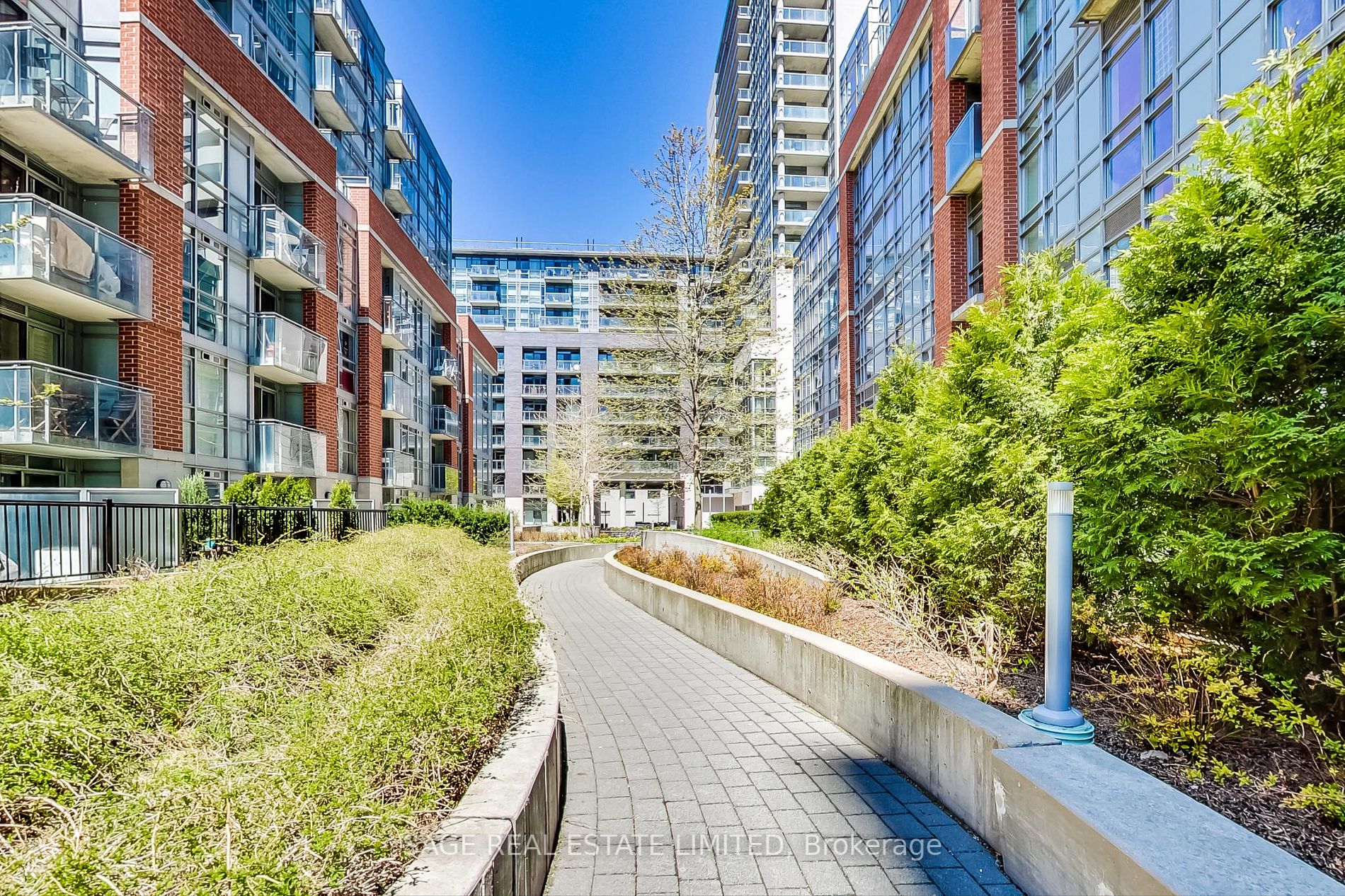 150 Sudbury St, #824