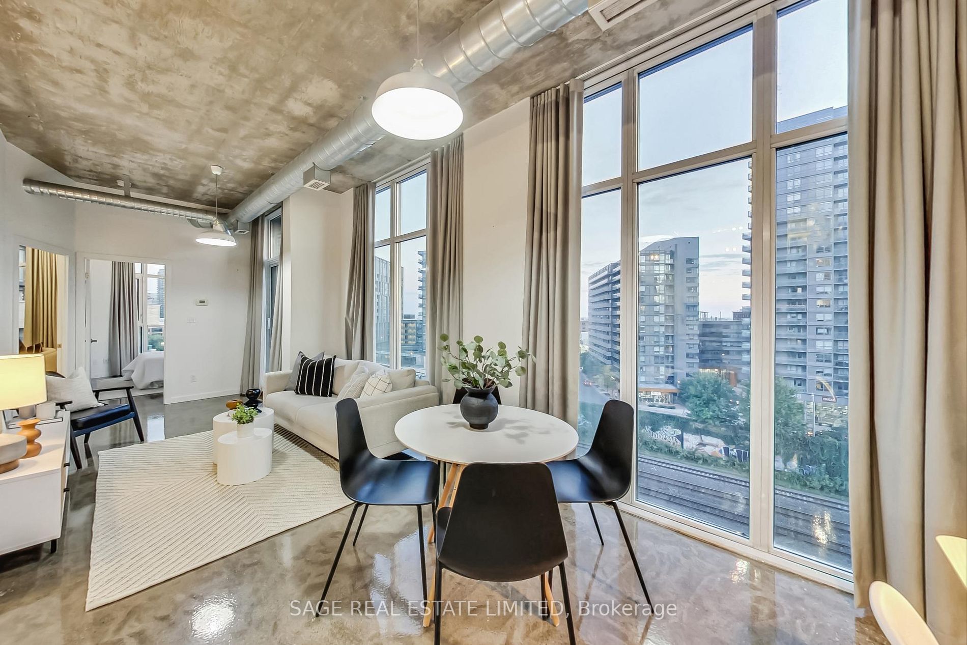 150 Sudbury St, #824