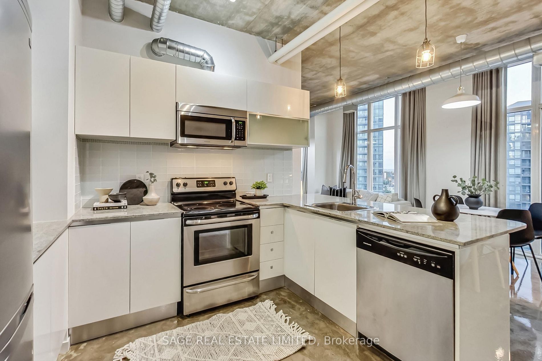 150 Sudbury St, #824