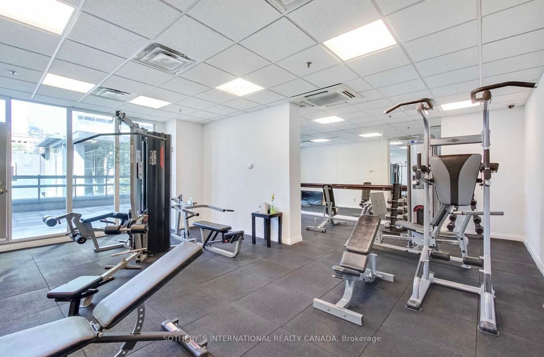 30 Grand Trunk Cres, #2206