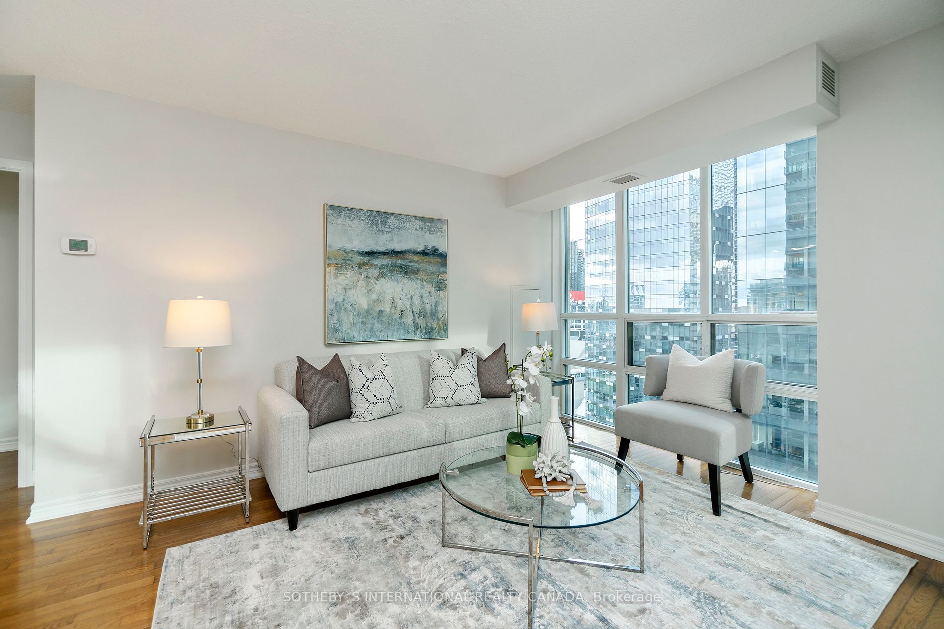 30 Grand Trunk Cres, #2206